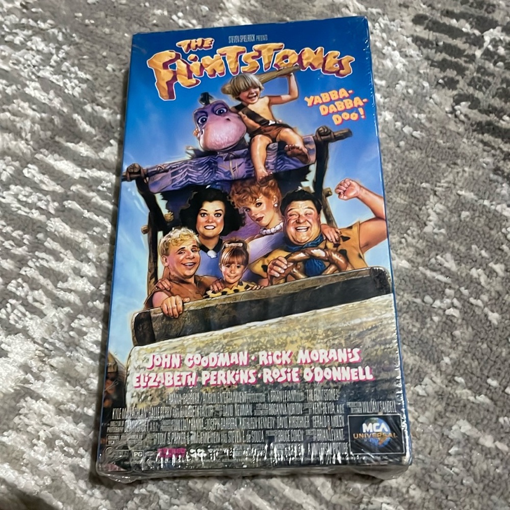 New in box MCA Universal “The Flintstones” VHS Hi Fi Stereo movie